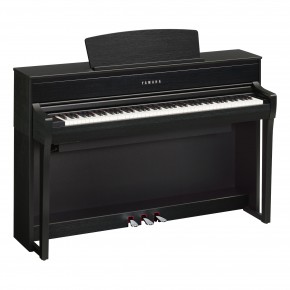 YAMAHA CLP-775 B PE